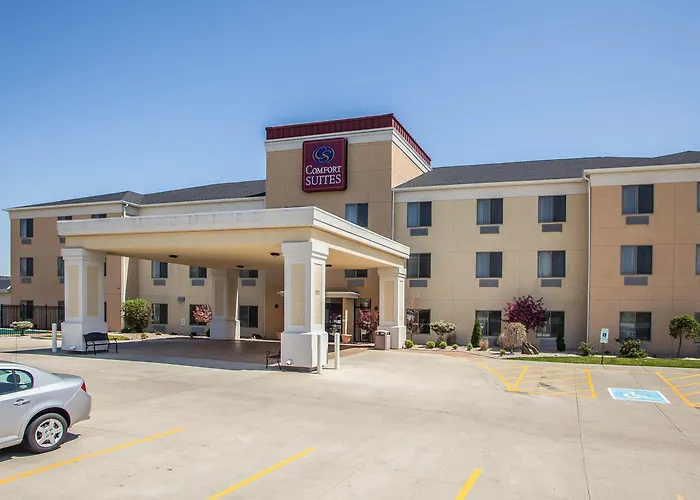 Hotel Comfort I-55 And I-74 4*